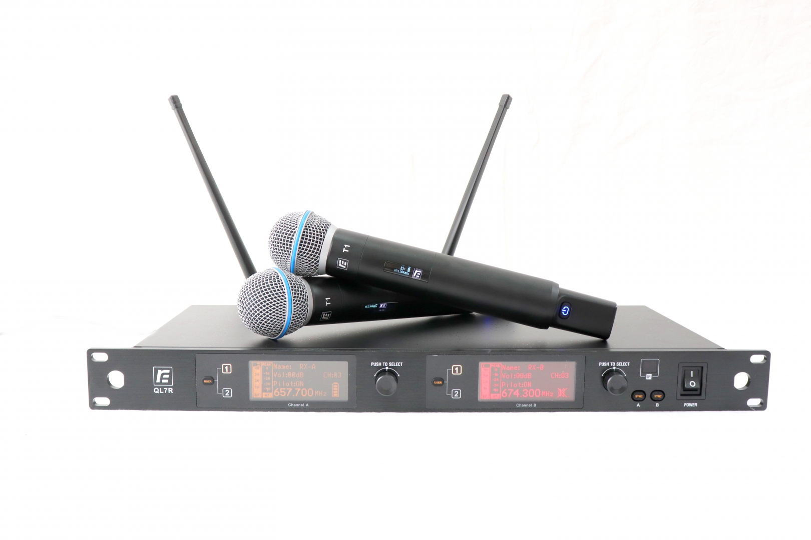 RFIntell QL7R/T1-A 651,800-683,400 МГц 2-канальная радиосистема с 2-мя ручными микрофонами в Пугачеве